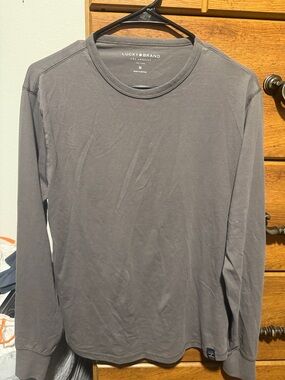 Lucky Brand Men’s Charcoal Gray Long-Sleeve Crewneck Shirt